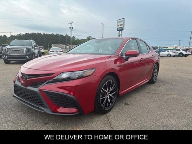 2021 Toyota Camry Vehicle Photo in CARTHAGE, MS 39051-5724